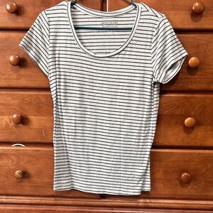 Girl’s (JUNIORS) Round Neck Shirt